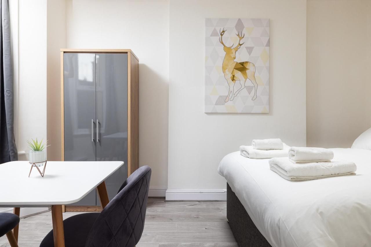 Charmstay Shepherds Bush London Exterior foto